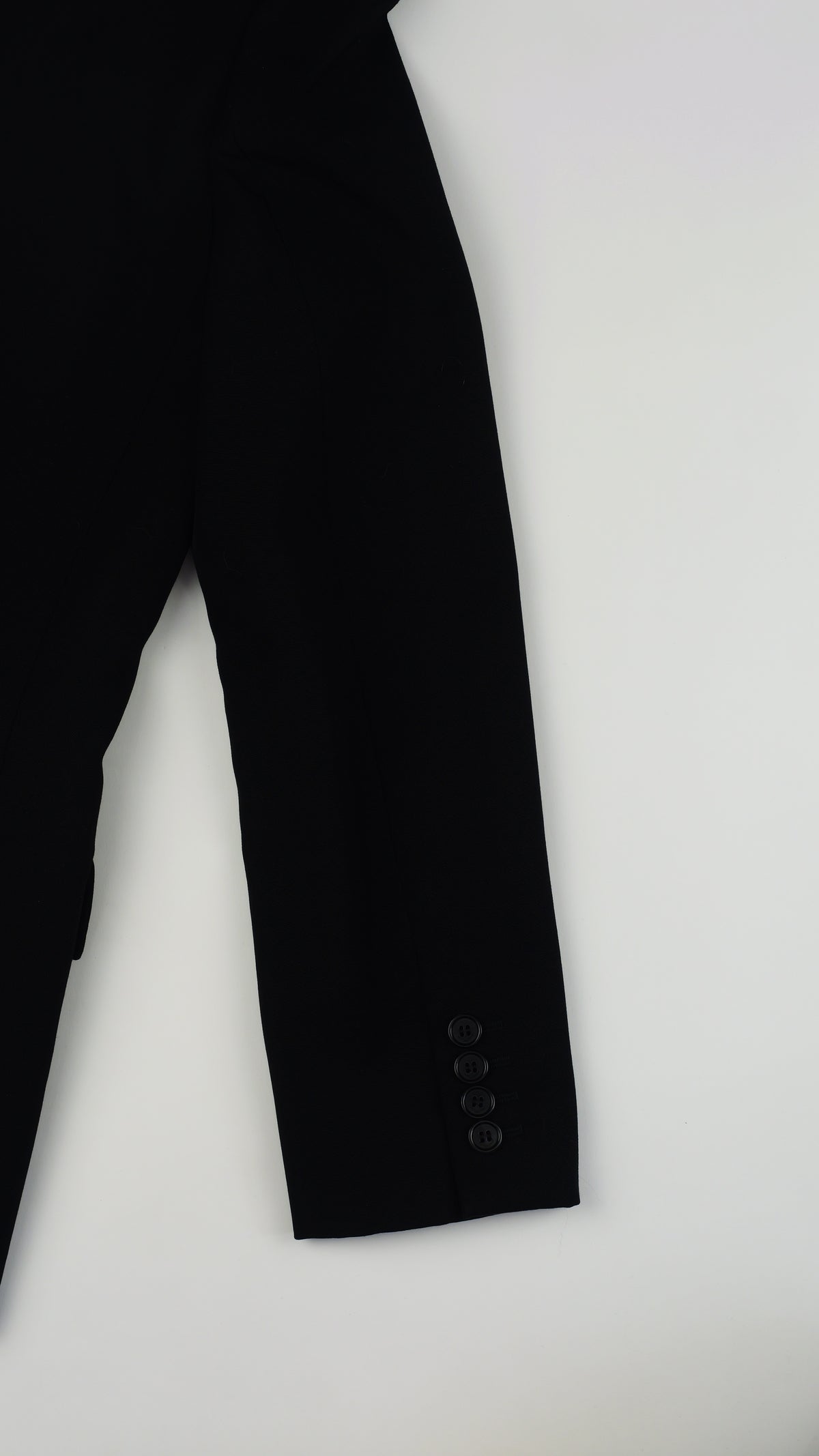 SAINT LAURENT smoking voor vrouwen: Iconische Le Smoking – Krachtige elegantie.