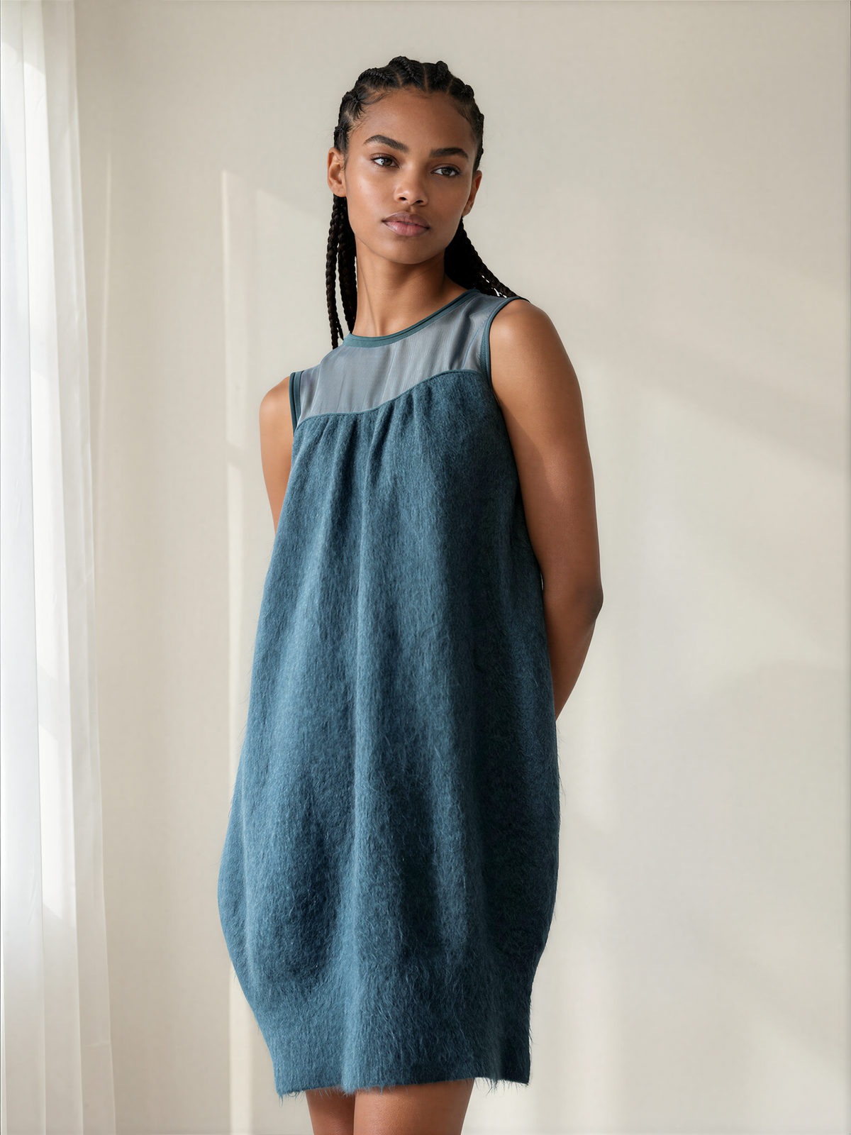 SPORTMAX Geborstelde Gebreide Coconjurk — Petrolblauw met Contrastpaneel
