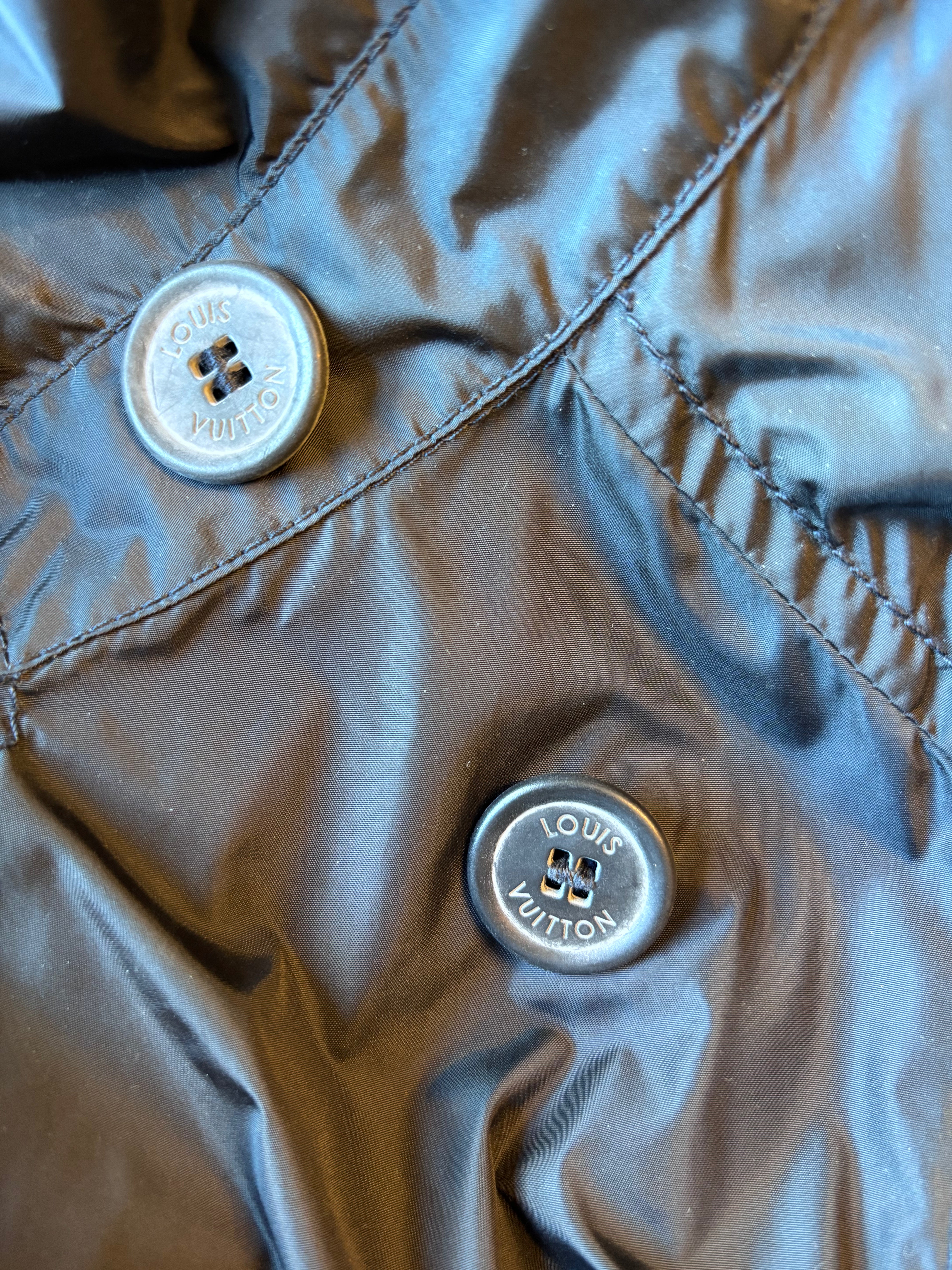 LOUIS VUITTON Trench Pliable Graphite