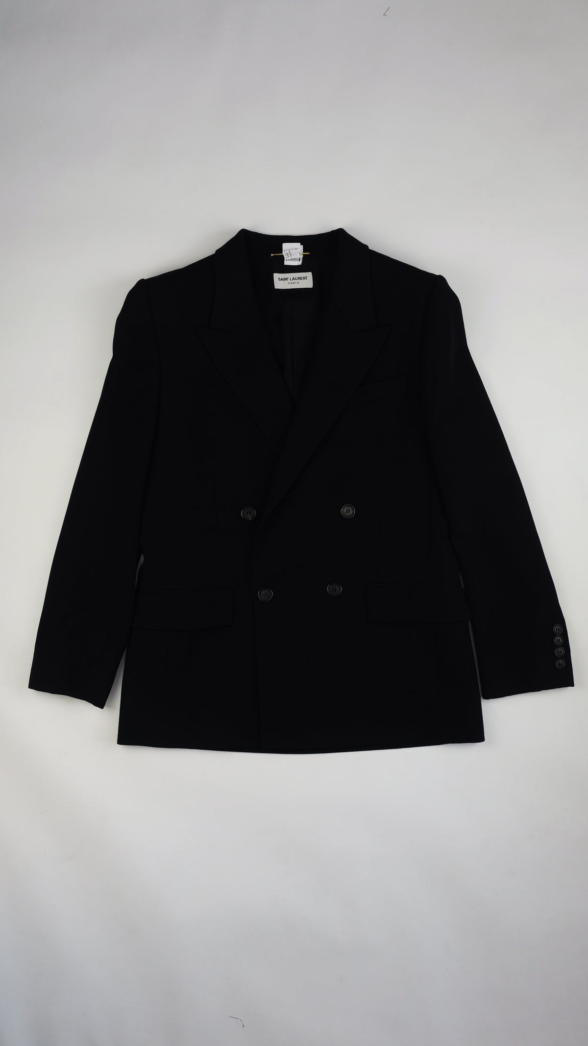 SAINT LAURENT smoking voor vrouwen: Iconische Le Smoking – Krachtige elegantie.