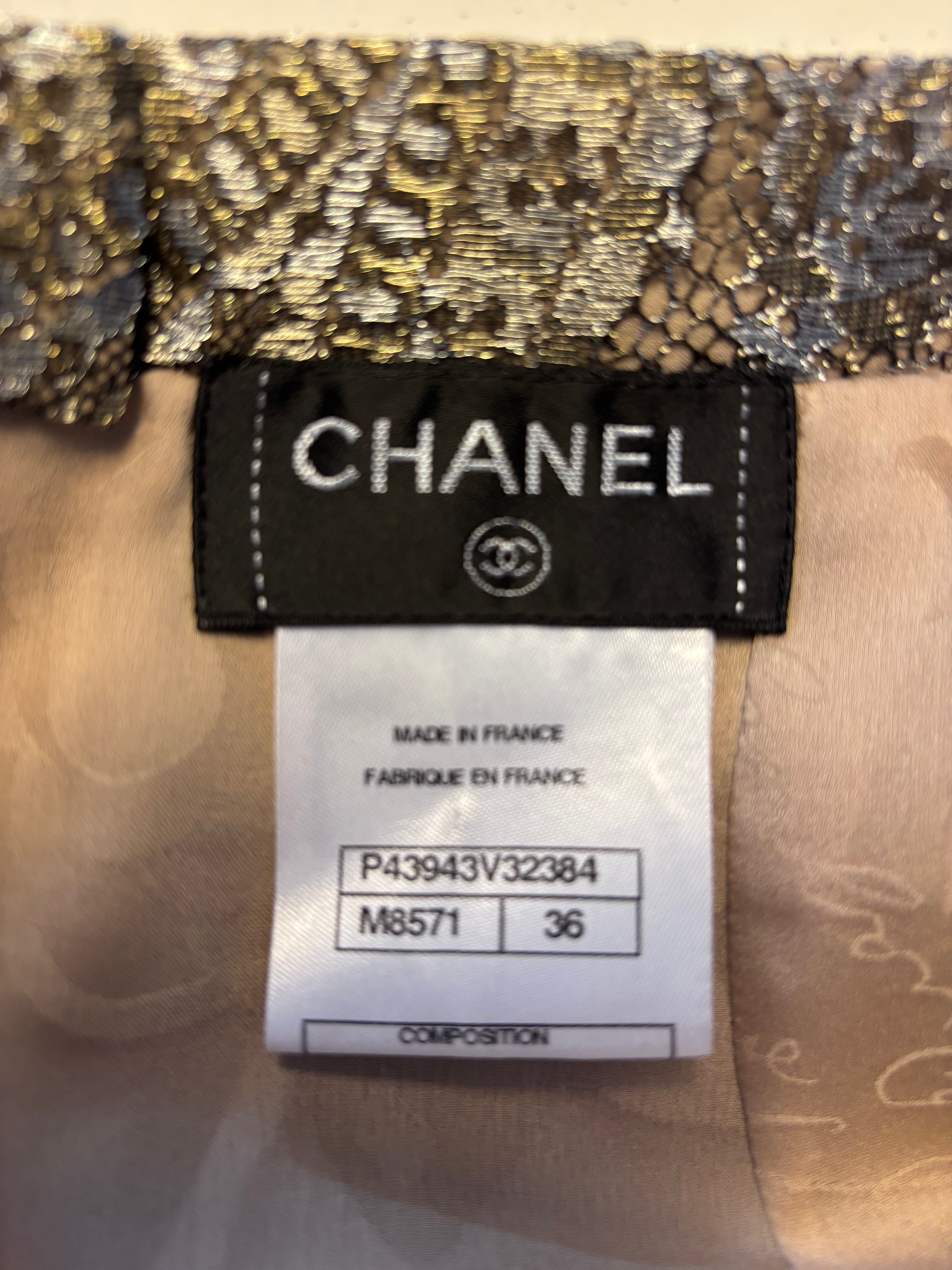 CHANEL Gold & Silver Lace Pencil Skirt: Shimmering Paisley Power – Luxe Legacy.