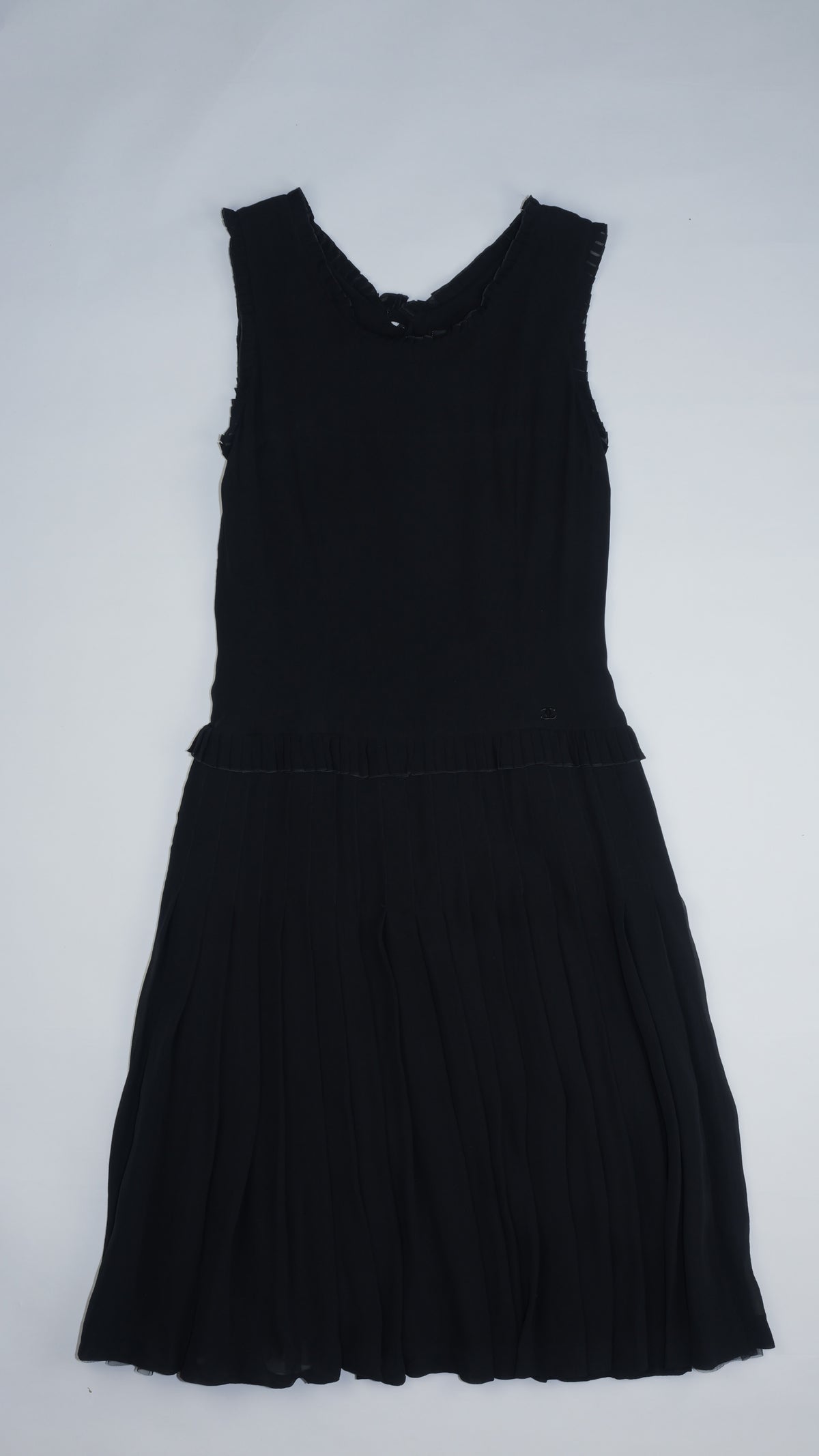 CHANEL Black Silk Cocktail Dress: Timeless LBD Vibes – Sleek Silk Sass