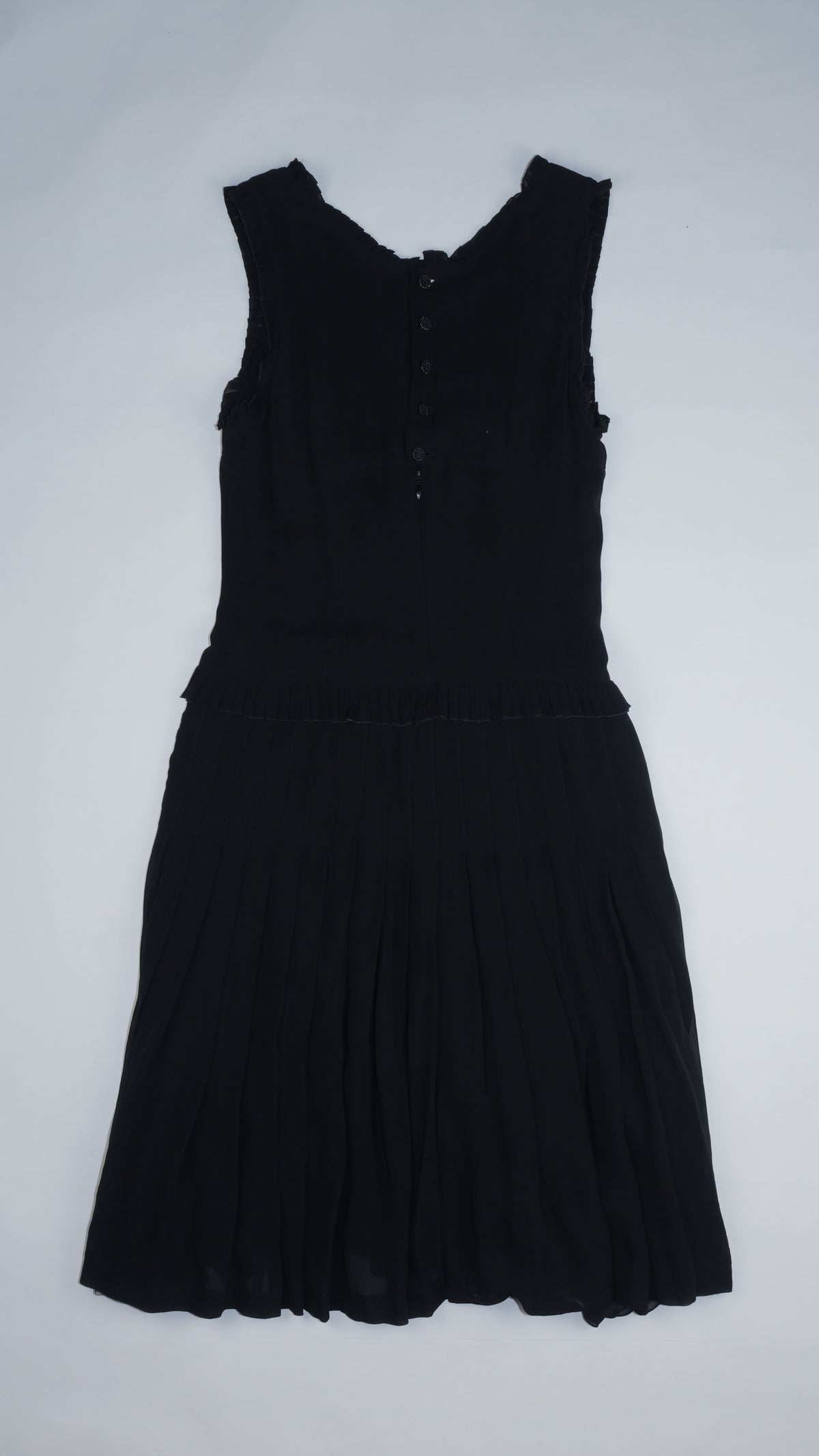 CHANEL Black Silk Cocktail Dress: Timeless LBD Vibes – Sleek Silk Sass