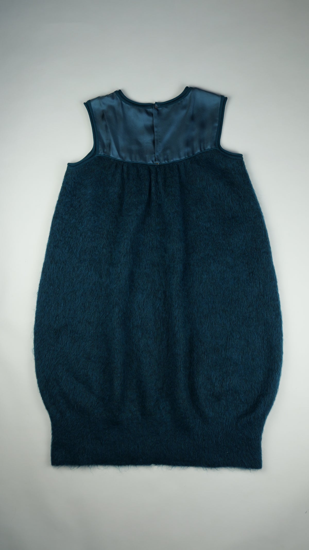 SPORTMAX Geborstelde Gebreide Coconjurk — Petrolblauw met Contrastpaneel