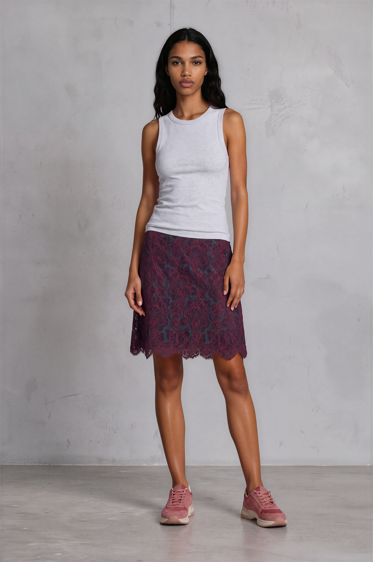 CARVEN Jupe Trapèze en Dentelle Cordée — Bordeaux, Doublure Turquoise