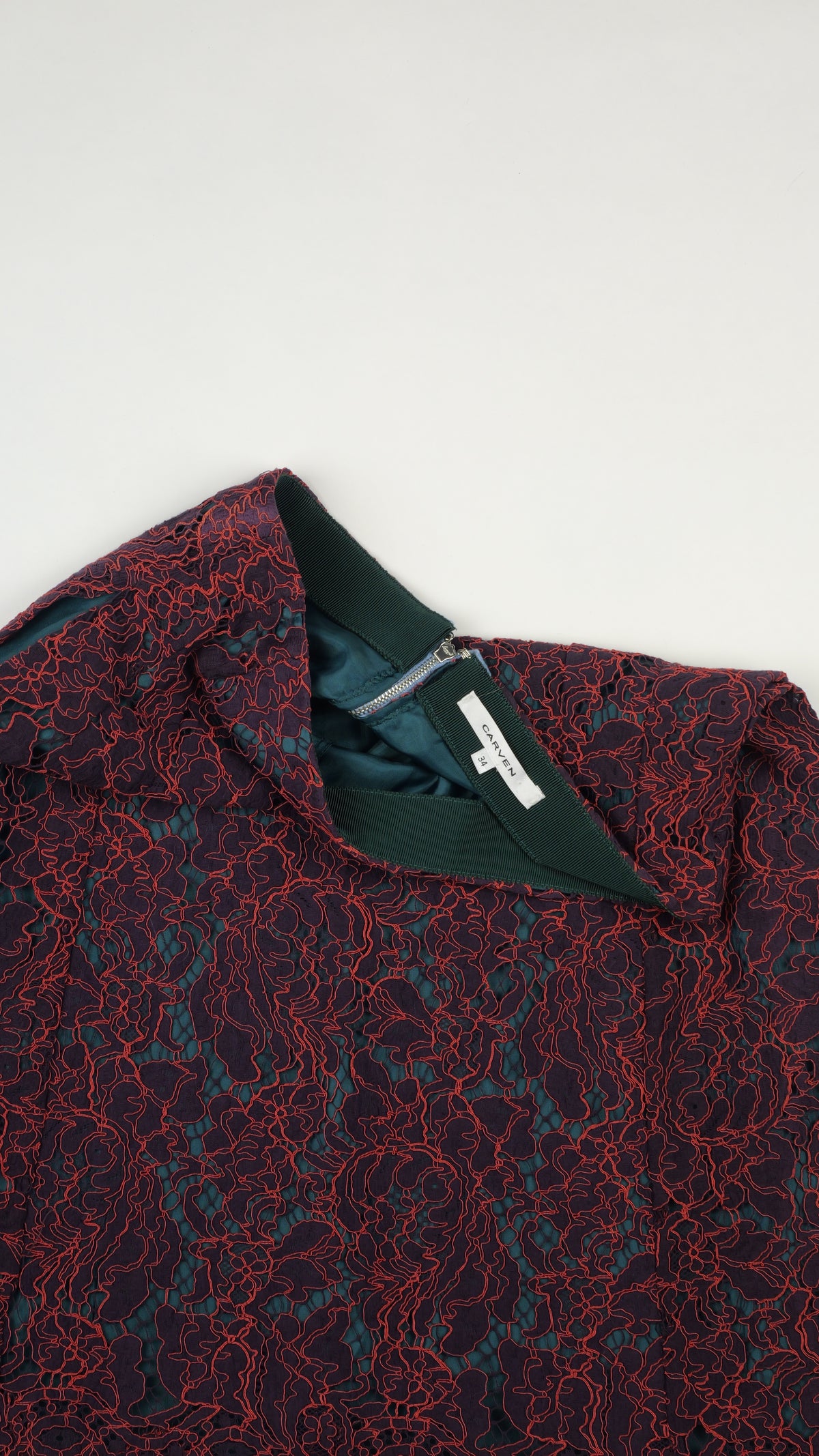 CARVEN Jupe Trapèze en Dentelle Cordée — Bordeaux, Doublure Turquoise
