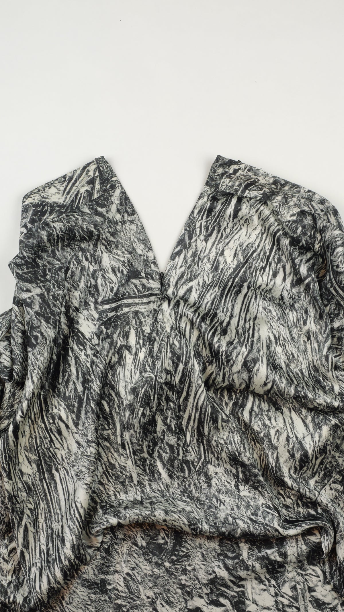 MCQ ALEXANDER MCQUEEN Silk Skirt — Silver Abstract Print, Asymmetric Hem