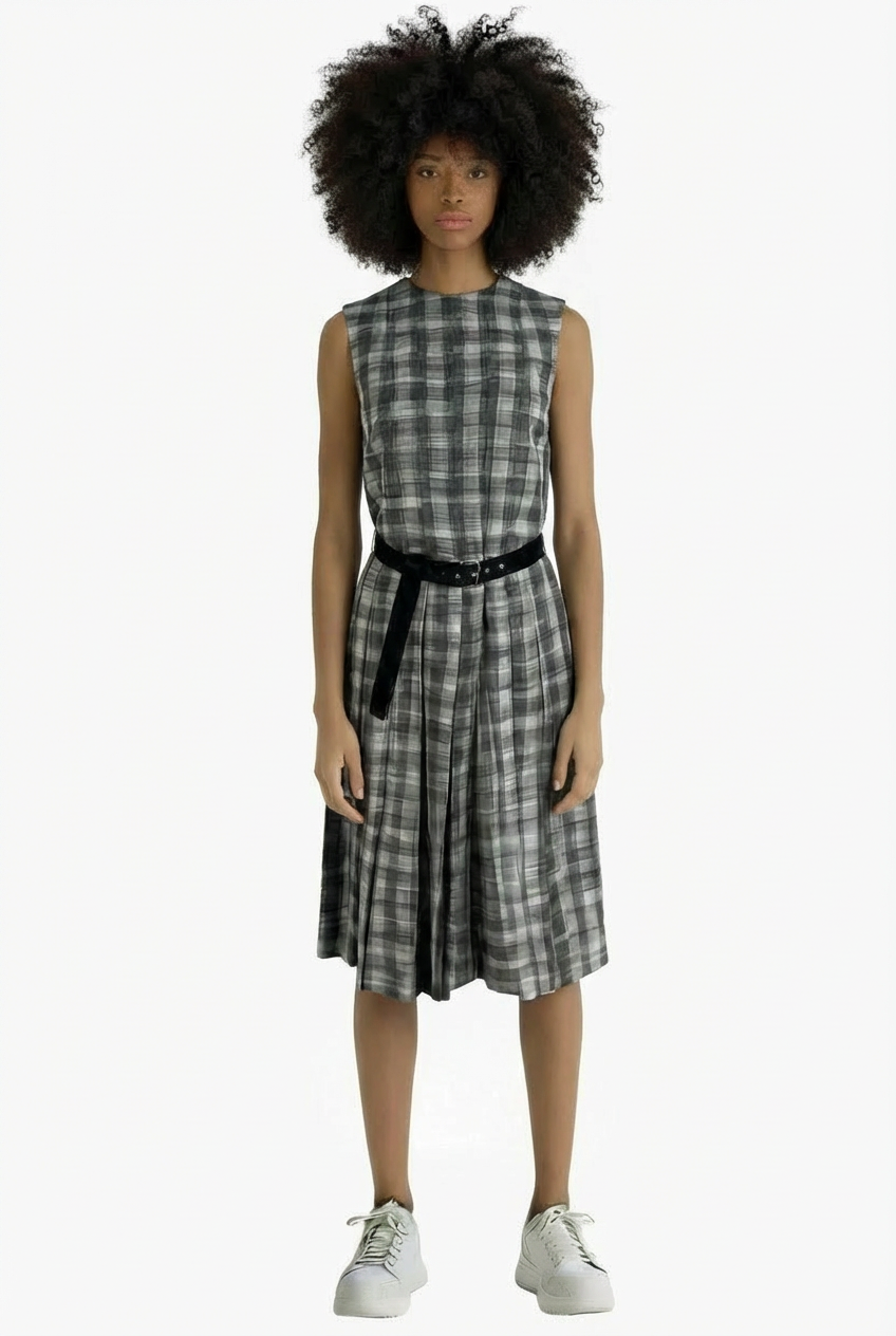 Marc Jacobs Pure Silk Checkered Dress: Light Grey & Black Plaid – Retro Chic Flair.